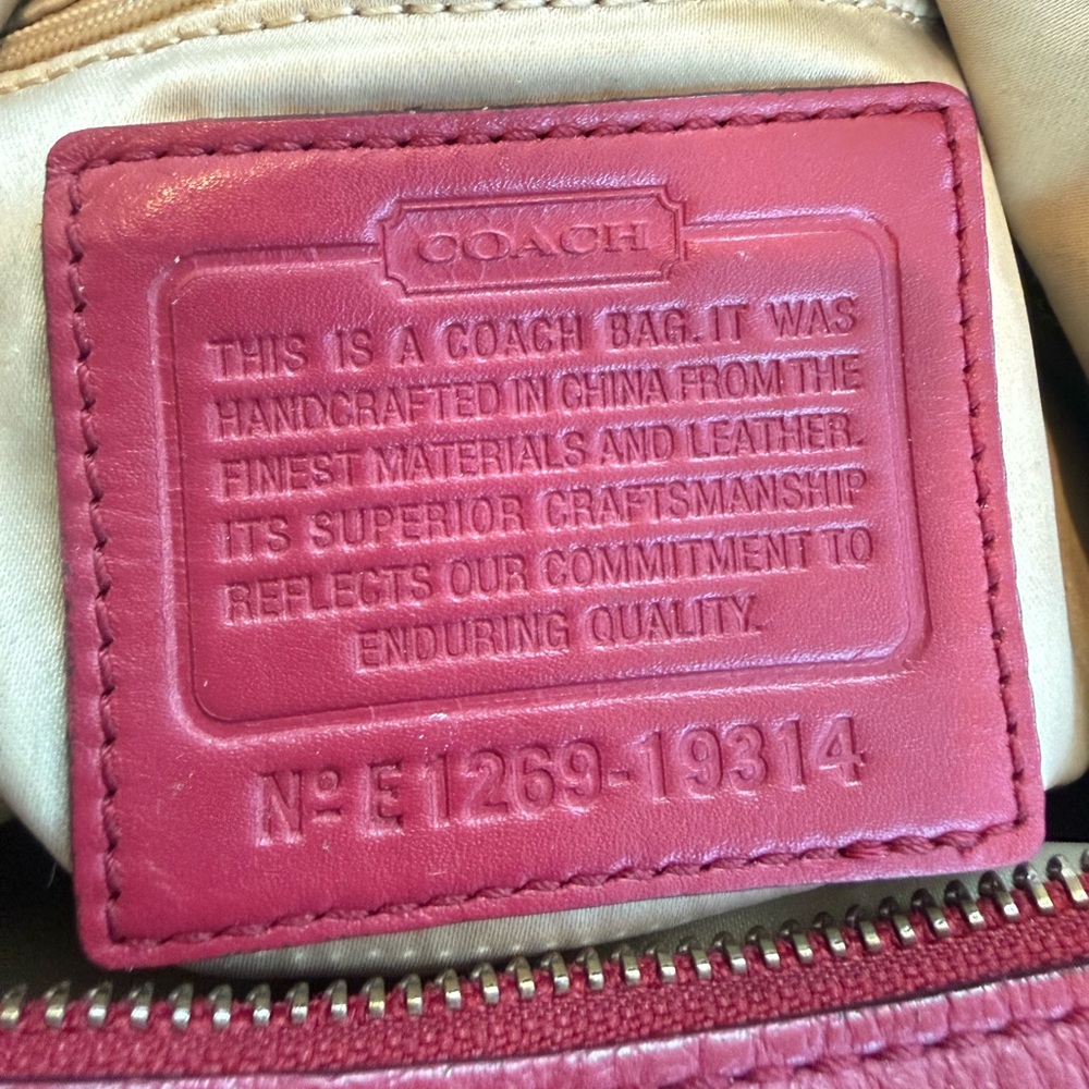 Coach ‘Kristin Woven Leather Hobo’ - Picture 8 of 13